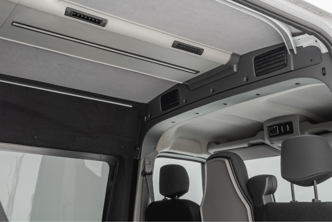 Thermogeformte Dachhimmelverkleidung